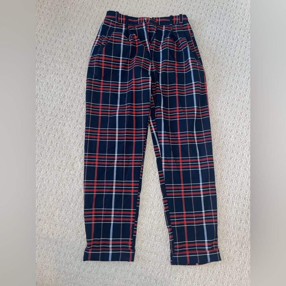 Urban Outfitters plaid pants. Size 2 in Women’s.
